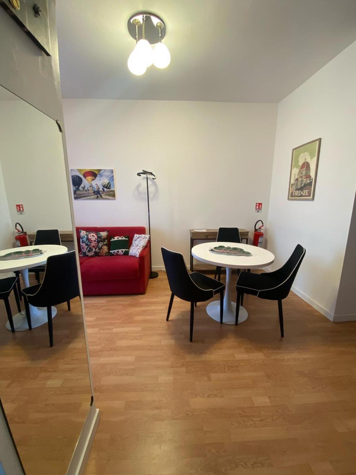 I Host - Scheiwiller 5 * Mailand